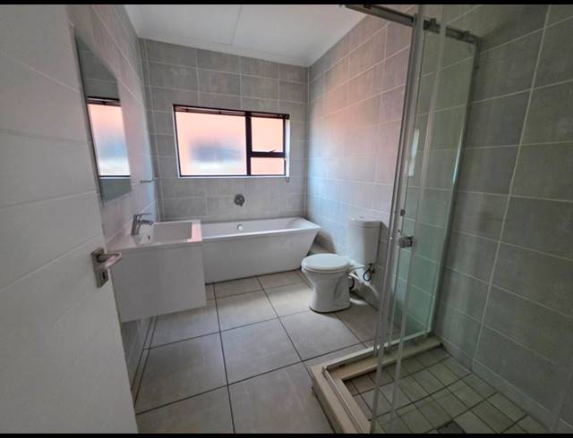 2 BEDROOM PROPERTY TO RENT IN BLYDE RIVERWALK ESTATE